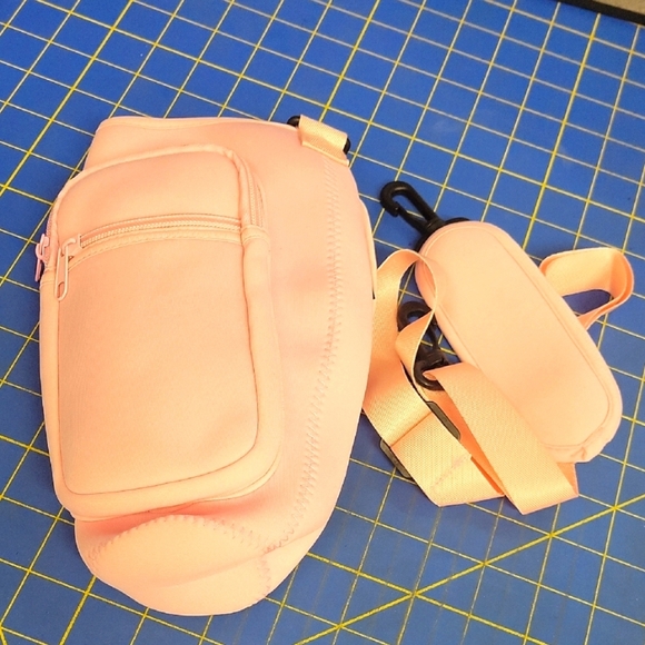 Insulated Cup Pink Bag with Adjustable Strap - Picture 1 of 6